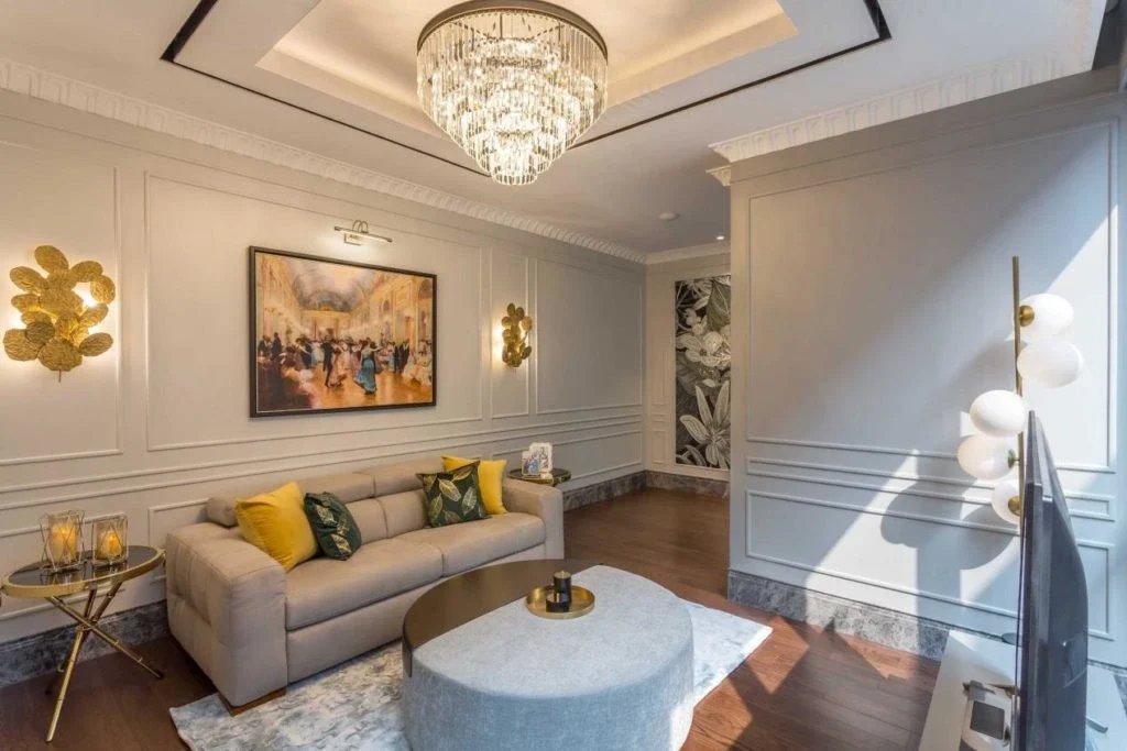 Gak Perlu Renov Besar! Dinding Rumah Mewah Ini Cukup Bikin Rumah Terlihat Mahal